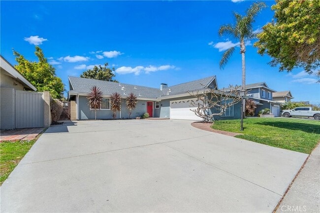 Building Photo - 16311 Woodstock Ln