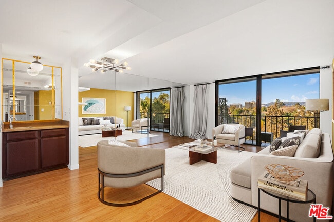 Building Photo - 10535 Wilshire Blvd Unit 904