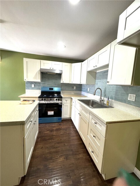 Photo - 4012 S Budlong Ave