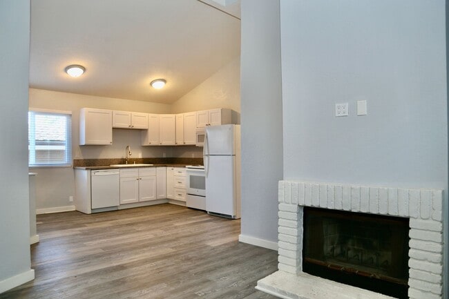 Building Photo - SO close to the beach and PCH - 3 Bedrooms and 3 Ensuite Bathrooms - Upgraded Upper Home With Lam...