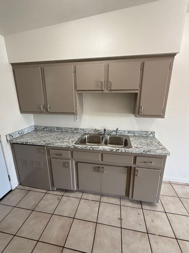 Photo - Spacious Guadalupe Studio Unit 4518E