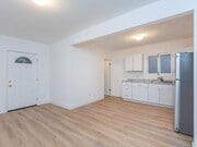 Photo - Freshly Updated Studio in South Park! * All Utilities Included! * Unit Studio