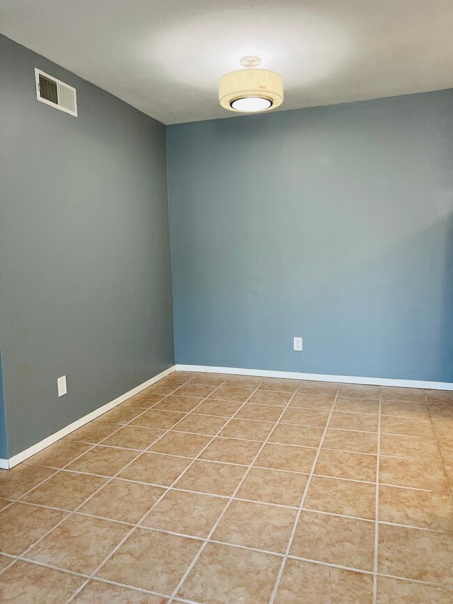 Dining Area - 5710 Baltimore Dr