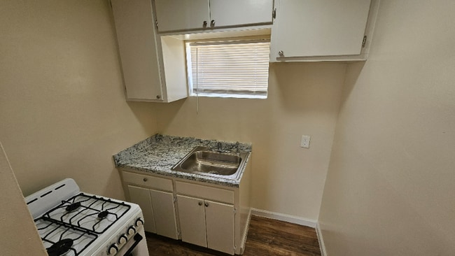 Photo - 13455 Filmore St Apartment Unit C