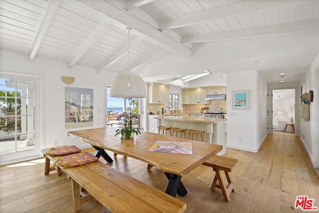 Photo - 30081 Harvester Rd