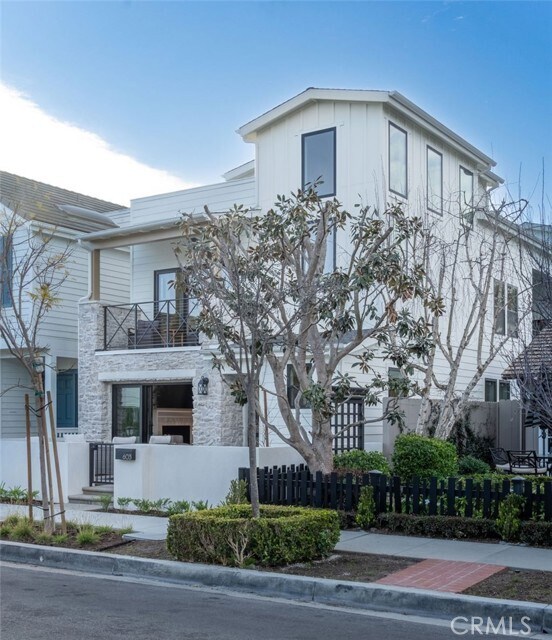 Photo - 603 Acacia Ave