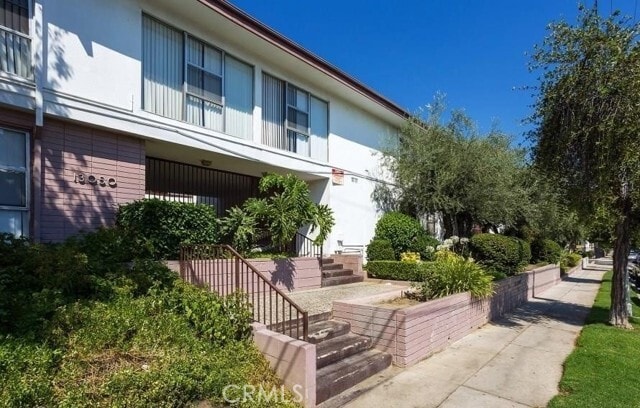 Photo - 13050 Dronfield Ave