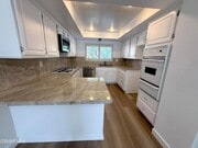 Photo - 21801 Burbank Blvd