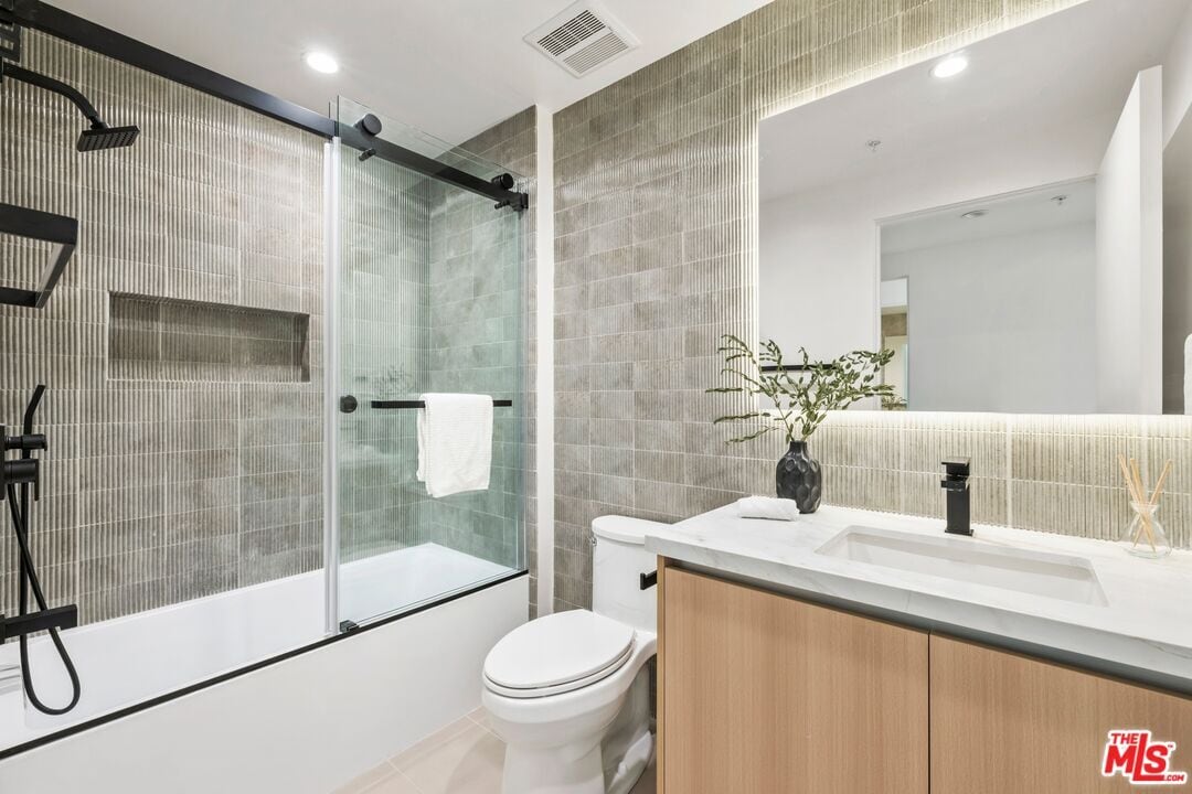 Photo - 1414 S Beverly Dr Unit 102