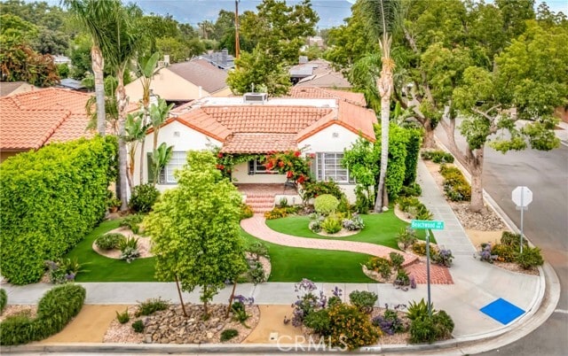Photo - 546 S Beachwood Dr House