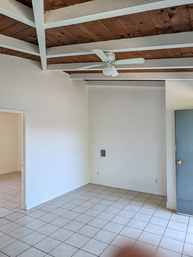 Photo - 7002 Linda Vista Rd Unit 17