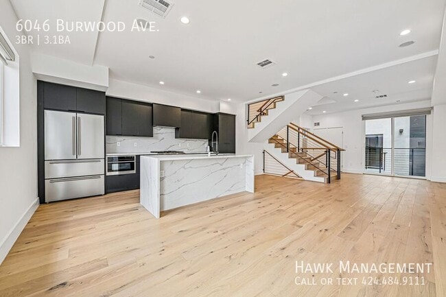 Photo - 6046 Burwood Ave