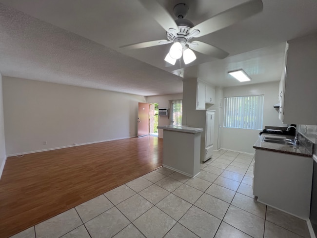 Photo - 5430 Corteen Pl Unit 46