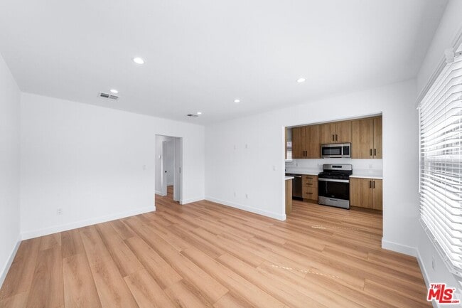 Photo - 1258 Mariposa St Unit B