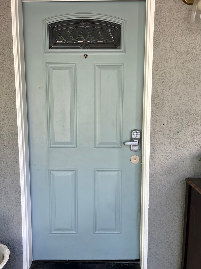 Building Photo - 1454 N Clybourn Ave