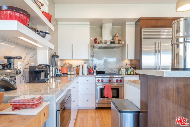 Photo - 581 Agate St