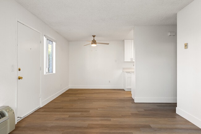 Photo - Terre at 989 Peach