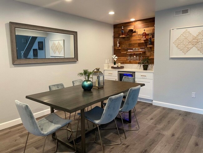 Dining Area and Wine Bar - 385 Sunrise Cir