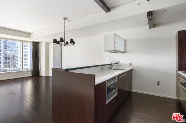 Photo - 1155 S Grand Ave Unit 912