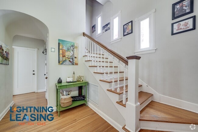 Building Photo - 815 S Highland Ave Rental