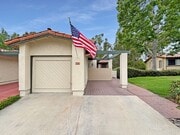 Photo - Beautiful 3BD/3BA Townhouse in Fashion Val...