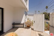 Photo - 2287 Glendale Blvd