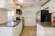 Photo - 4454 Anne Sladon St