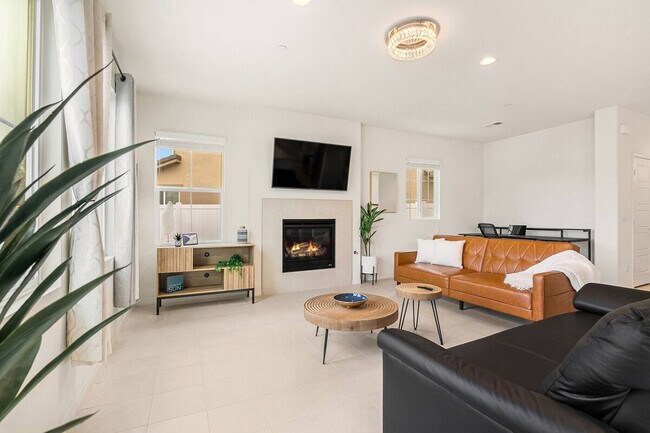 Photo - 7284 Wembley St Unit SI FL1-ID1559831P