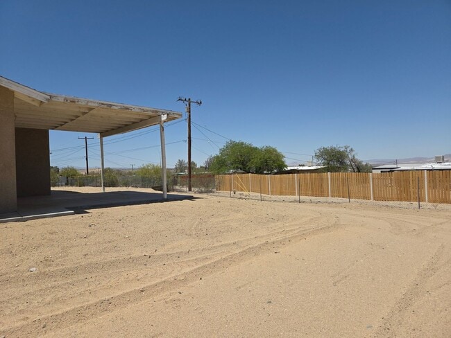 Photo - 74994 Serrano Dr