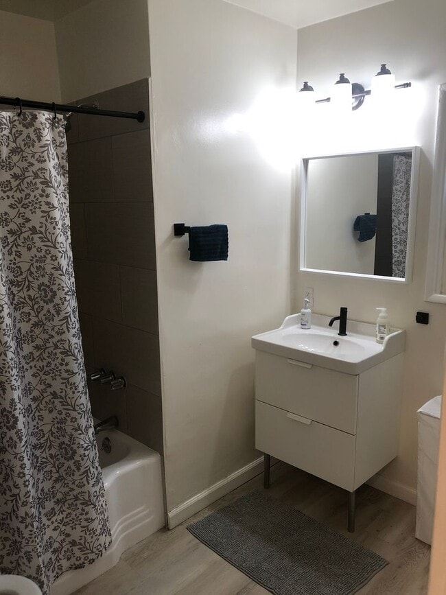 Photo - 12423-25 Chandler Blvd Unit 12425