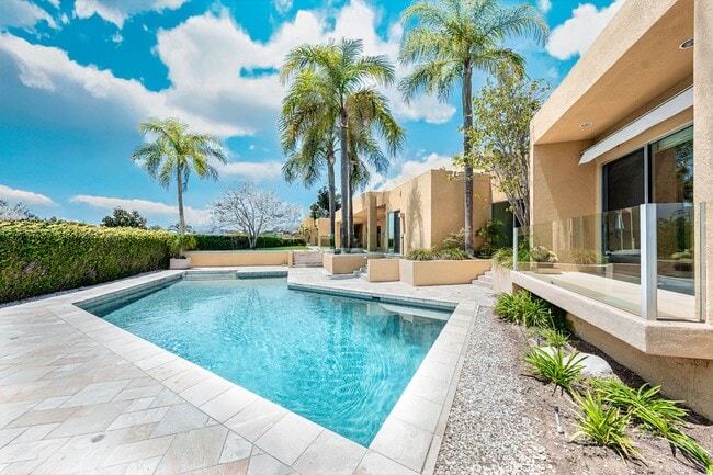 Building Photo - 10272 Overhill Dr