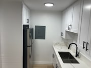 Photo - 1221 Bee Unit 63