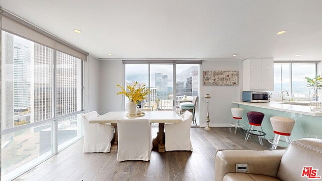 Building Photo - 2160 Century Pk E Unit 2001