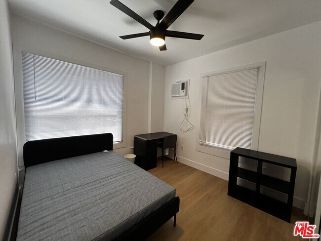 Photo - 2101 Bonsallo Ave Unit D