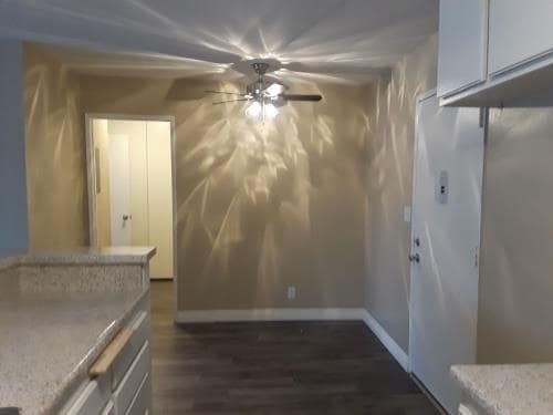 Photo - Newport Plaza