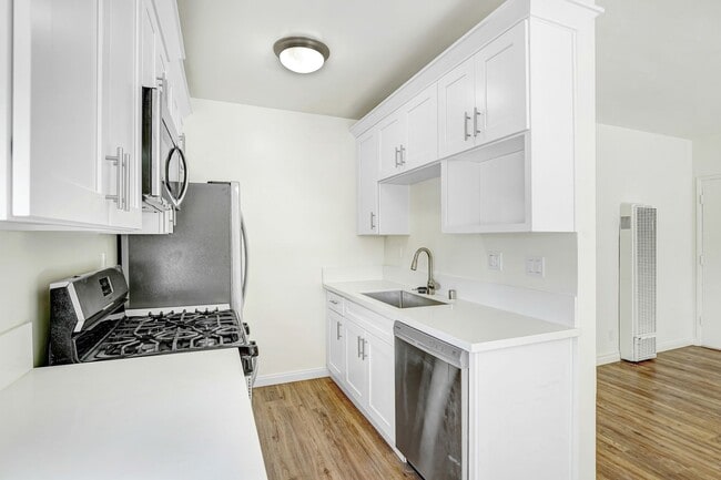 Photo - 1432 16th St Unit 10