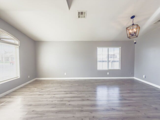 Photo - 8959 Wedgewood Ct