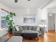 Photo - 367 Hedge Way