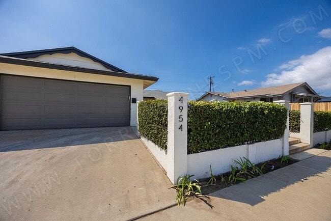 Photo - OPEN HOUSE: 10/25 10-11AM ~ 4BR Home with ...