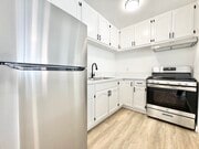 Photo - 716 W 81st St Unit 10