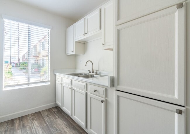 Photo - Greentree Apartments