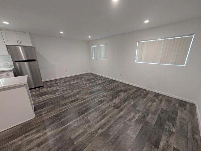 Photo - 4530 Whitsett Ave Unit 6