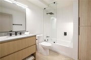 Photo - 18852 Collins St Apartment