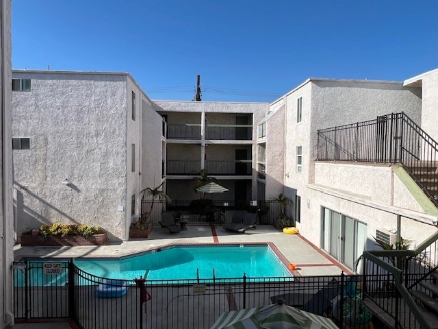 Photo - 409 Burchett St Unit #205