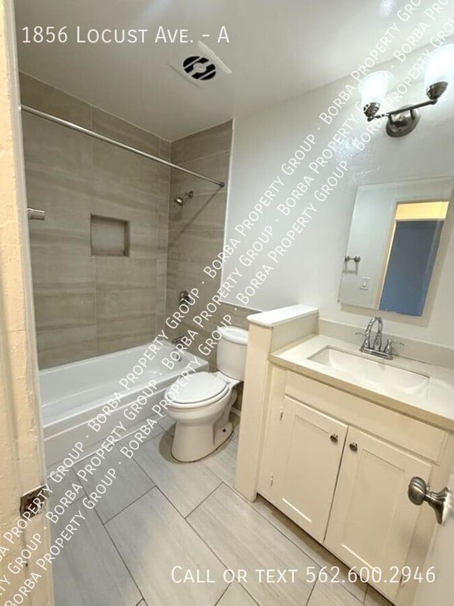 Photo - 1856 Locust Ave Unit A