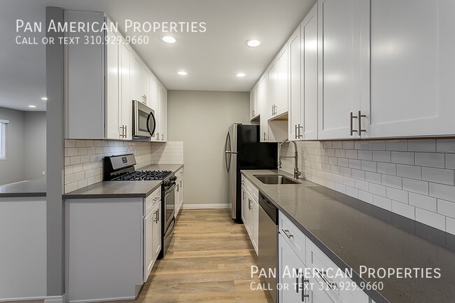 Building Photo - 3602 Green Ave Unit 09 Rental