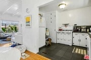 Photo - 2132 Vine St