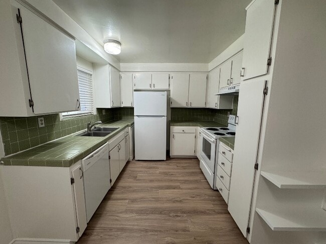 Photo - 613 N Guadalupe Ave Unit 1