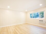 Photo - 2027 Vista Del Mar Ave Apartment Unit 2
