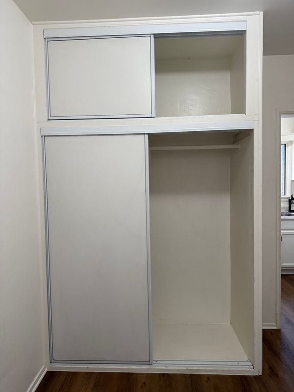 Photo - 2529 W Beverly Blvd